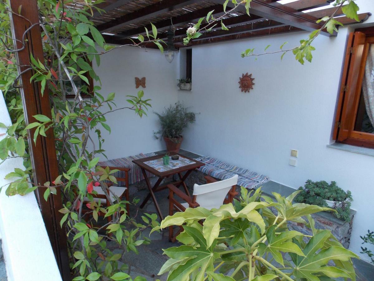 Katikies Stamatias Studios & Maisonettes Agnontas Exterior foto